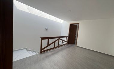 VENTA DE CASA EN FRACC CAMPESTRE CERCA DE CU CON JARDIN