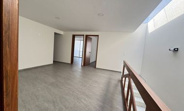 VENTA DE CASA EN FRACC CAMPESTRE CERCA DE CU CON JARDIN