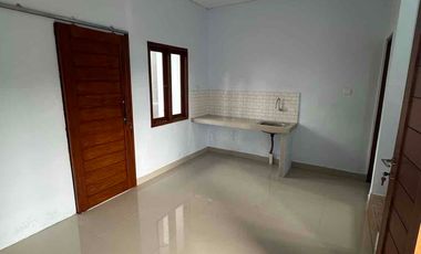 di sewakan rumah 2 lantai di tabanan kota