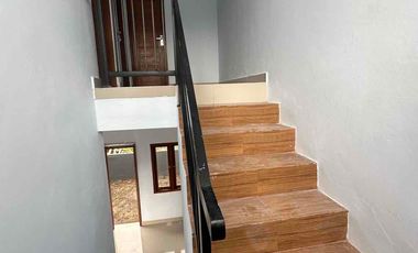 di sewakan rumah 2 lantai di tabanan kota