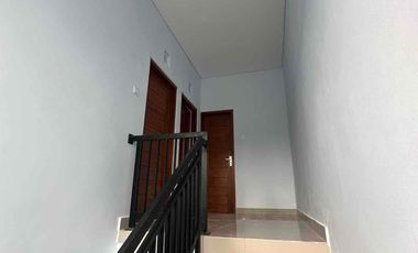 di sewakan rumah 2 lantai di tabanan kota