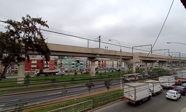 🏡 Casa Comercial En Av. Próceres De La Independencia – Sjl