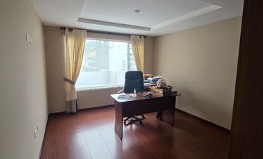 🏡✨ ¡Compra la casa de tus sueños en Challuabamba-Cuenca!