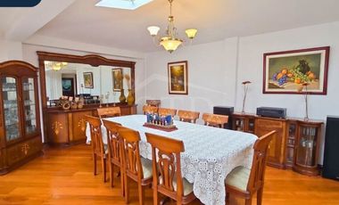 Casa independiente en venta – Sector Colegio SEK