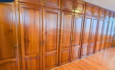 Casa independiente en venta – Sector Colegio SEK