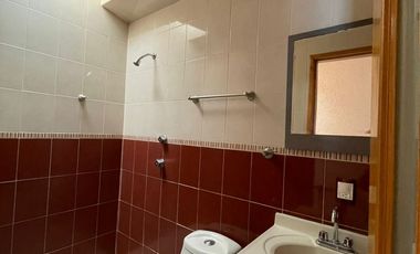 CASA EN RENTA, FRACC. SAN JACINTO, SAN BUENAVENTURA, TOLUCA