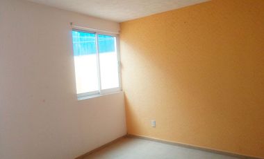 Casa en Venta de una Planta, Dentro de Privada con Acceso Controlado, en El Chacón.