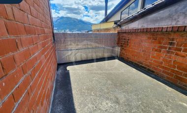 Venta de casa residencial independiente Sector El Batán