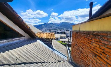 Venta de casa residencial independiente Sector El Batán