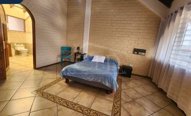 Venta de casa residencial independiente Sector El Batán