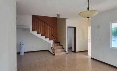Casa en venta, fracc la Florida, cerca de Campos Eliseos, ciudad Juarez Chih.