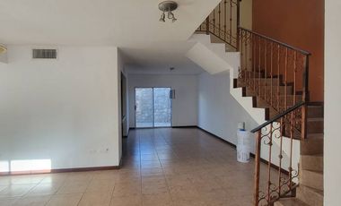 Casa en venta, fracc la Florida, cerca de Campos Eliseos, ciudad Juarez Chih.