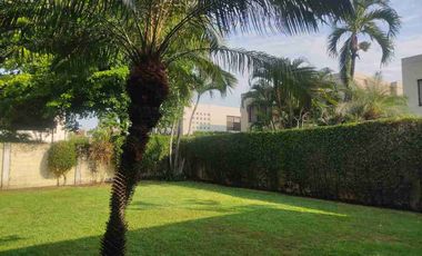 Alquiler, casa en Samborondón,  cerca a la UEES