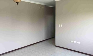 Alquiler, casa en Samborondón,  cerca a la UEES