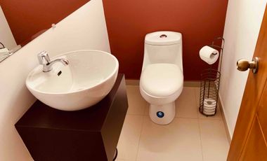 CASA INDEPENDIENTE DE VENTA - SECTOR POMASQUI, SAN ANTONIO DE PICHINCHA