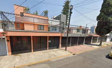 REMATE!!!...INVIERTE Y OBTEN GANANCIAS. CASA ADJUDICADA EN Lutecia 10, Lomas Estrella 2da Secc, Ciudad De México