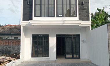 Rumah 2 Lantai dekat UNDIP di Meteseh Tembalang Type 80