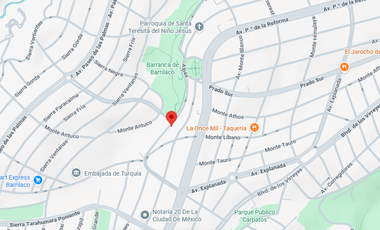 CASA EN VENTA EN LOMAS DE CHAPULTEPEC, MIGUEL HIDALGO, CDMX. REMATE BANCARIO CON EXCELENTE UBICACIÓN.