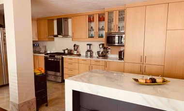 Casa de Venta en Conjunto - 4 Hab. Sector Santa Lucía Norte de Quito