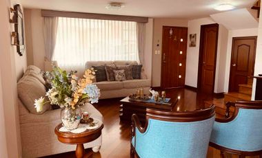 Casa de Venta en Conjunto - 4 Hab. Sector Santa Lucía Norte de Quito