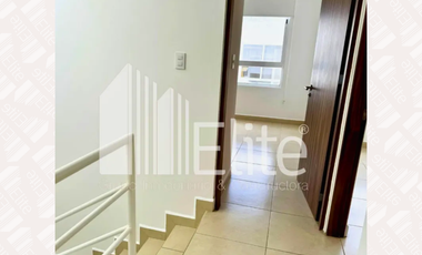 CASA EN RENTA EN ZAKIA QUERETARO