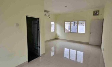 DISEWAKAN RUMAH GRAND CITY FORESTVILLE