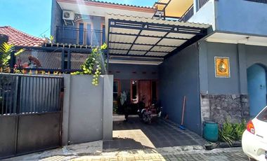 Dijual Tanah Beserta 4 Bangunan di Padalarang, Strategis Area Komplek