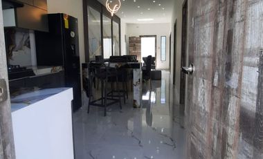 CASA EN VENTA  EN SALINAS URBANIZACIÓN COSTA DE ORO