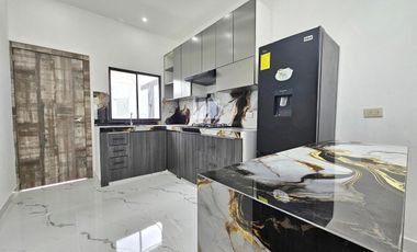 CASA EN VENTA  EN SALINAS URBANIZACIÓN COSTA DE ORO