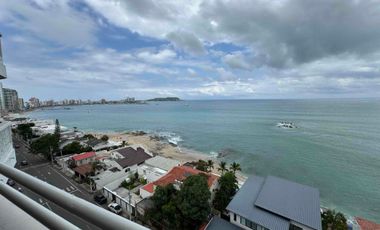 Departamento 3 dormitorios Amoblado Malecón Salinas vista al mar