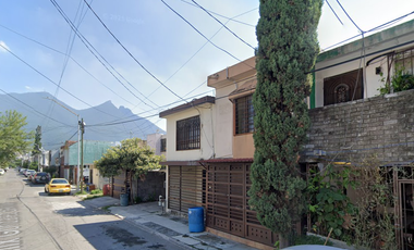 Casa en venta en Monterrey, Nuevo León. CLM1