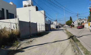 Venta de terreno en Lares de San Alfonso. 160 M2.