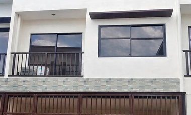 4BR House for rent in Pasig City