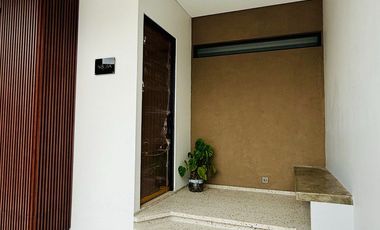 BRAND NEW HOUSE DENGAN DESAIN MODERN CONTEMPORER