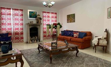 Preciosa casa en RENTA de 1 planta EN CACALOMACAN