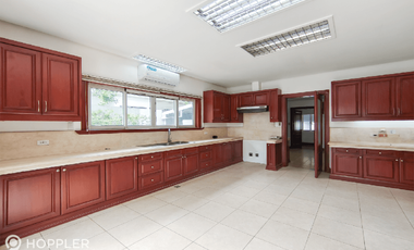 5BR House for Rent in Dasmariñas Village, Makati - RR3485182