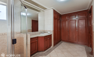 5BR House for Rent in Dasmariñas Village, Makati - RR3485182