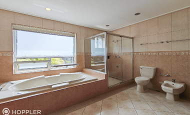 5BR House for Rent in Dasmariñas Village, Makati - RR3485182