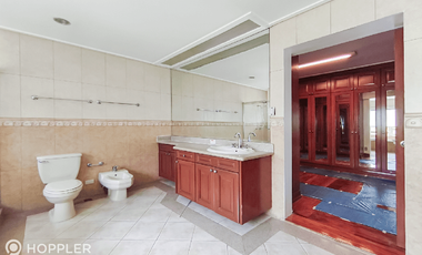 5BR House for Rent in Dasmariñas Village, Makati - RR3485182