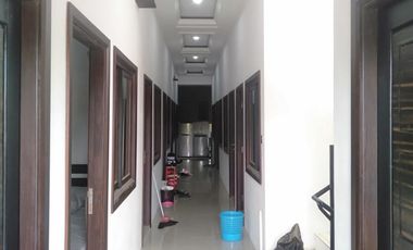 Sewa Rumah Kost Puteri Samping Pagar Barat Universitas Trunojoyo Bangkalan