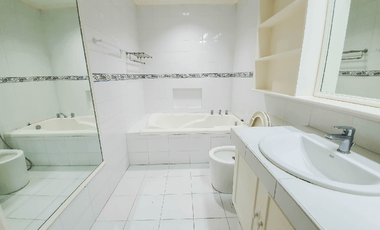 4BR House for Sale in Dasmariñas Village, Makati - RS5018082