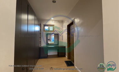 FOR SALE / FOR RENT: Two-Storey Villa House Inside Clark