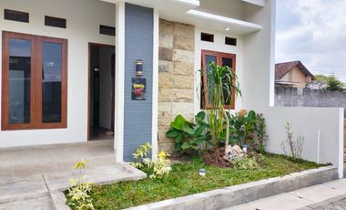 Rumah Cantik Minimalis Modern Murah Dekat Exit Tol Kalasan !  Free Biaya BPHTB