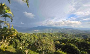 VENDO FINCA VACACIONAL