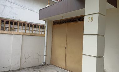 Dijual Rumah Hook 2 Lantai Siap Huni Hanya 50 Meter Dari Jl Slamet Riyadi Solo