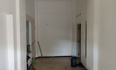 Dijual Rumah Hook 2 Lantai Siap Huni Hanya 50 Meter Dari Jl Slamet Riyadi Solo