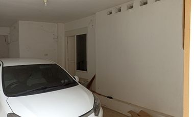 Dijual Rumah Hook 2 Lantai Siap Huni Hanya 50 Meter Dari Jl Slamet Riyadi Solo