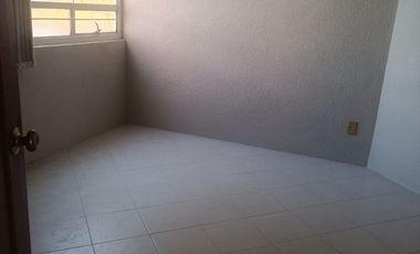 Renta casa para oficinas, Fracc. San José Vista Hermosa, Zona Angelópolis