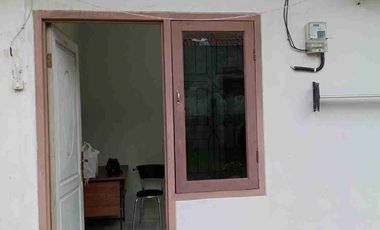 RUMAH SEWA PETAKAN KEBAYORAN BARU JAKARTA SELATAN