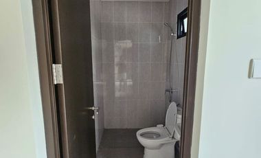 Disewakan Cepat Rumah Rapi Siap Huni di Modernland Tangerang